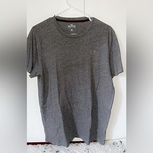 Hollister tee shirt